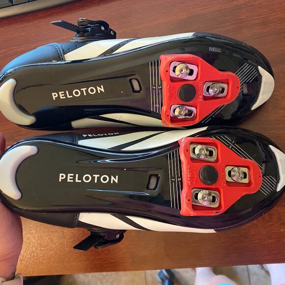 Used Peloton Cycling Shoes Size 42 Women's 11 - Picture 3 of 3